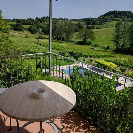 Wild Agriturismo Podere Della Bruciata *