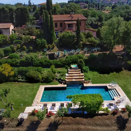 Wild Agriturismo Podere Della Bruciata Farm stay *